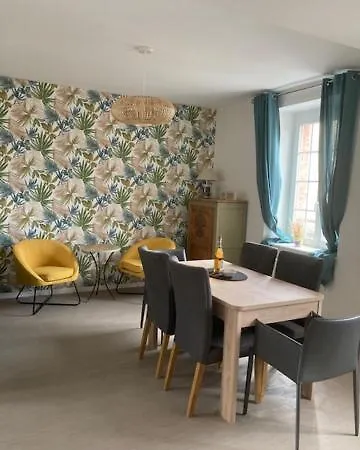 Les Mots Bleus Apartment Dinard Exterior photo